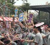 79週年校慶化妝進場表演圖片